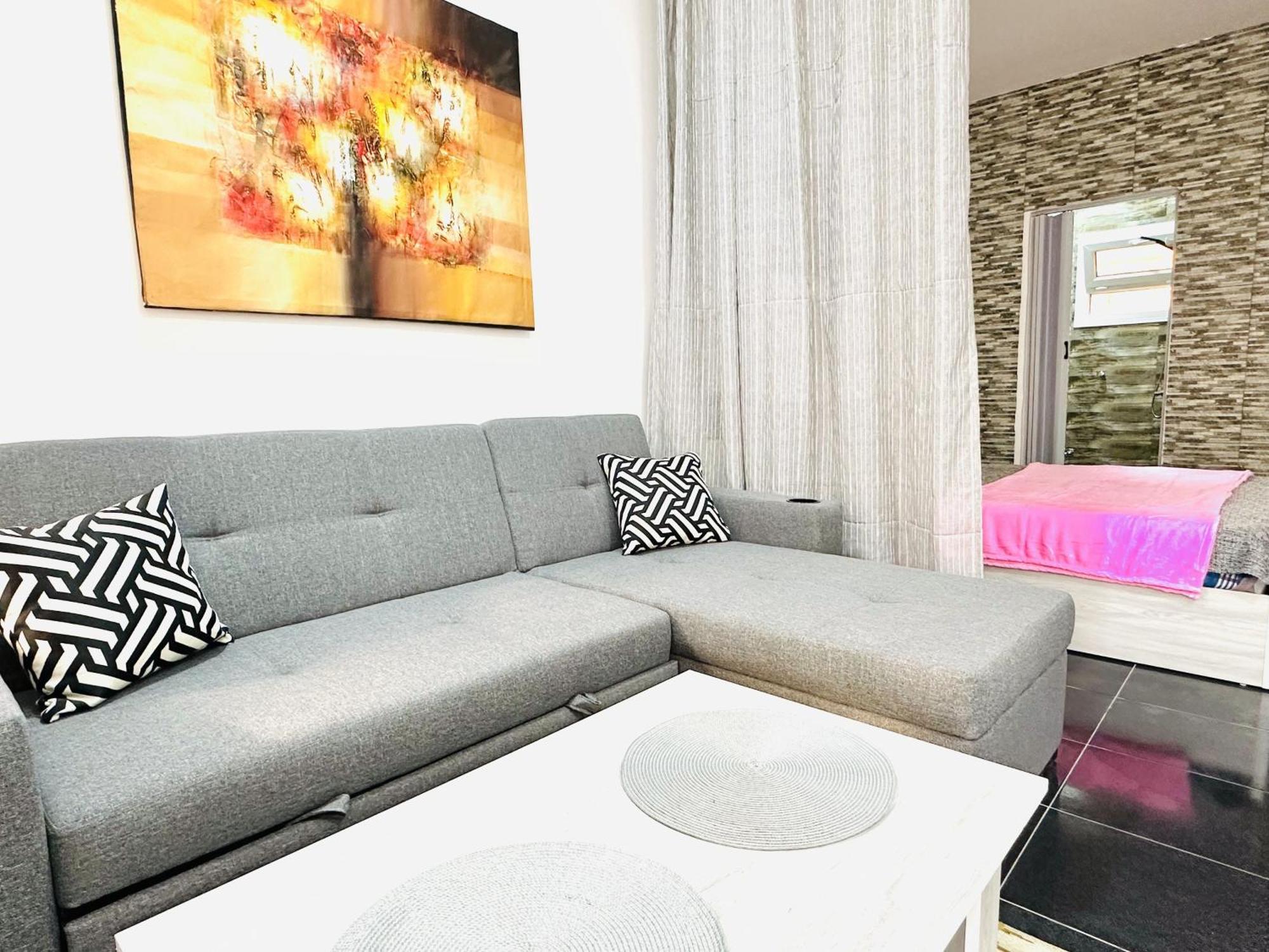 Falcon Loft Sheraton Road Appartement *